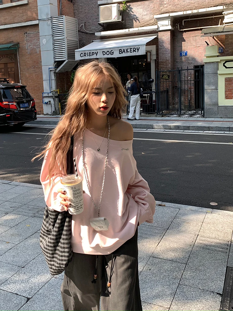 

Casual Embroidered Long Sve T-irt Women's Overhead Design oulder Baring Loose Fit Cotton Blend Autumn New Sle