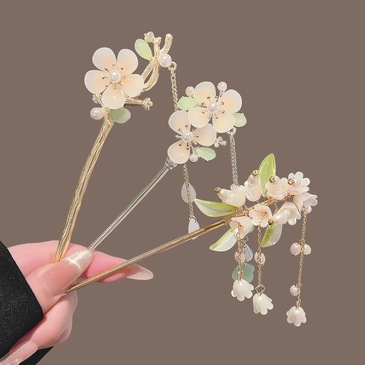 Vintage Chinese Style Tassel Hair Pins Valley Lily Flower Pearl Designs Hair Sticks Metal Alloy Headwear Women Girls Hairpins