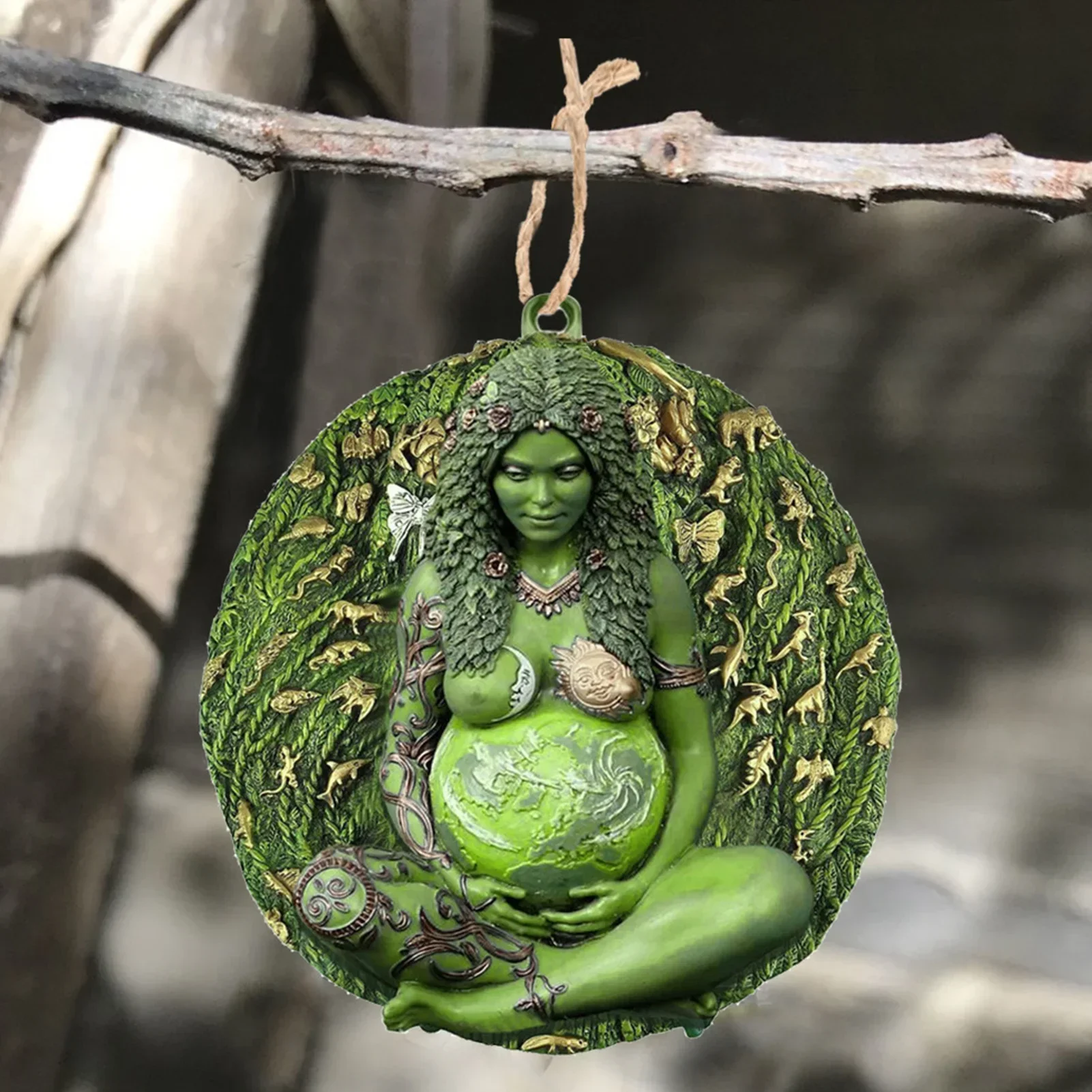 Fashion Mother Earth Statue Pendant Earth Green Millennial Gaia Mother Goddess Pendant Necklace Mother Jewelry Unisex