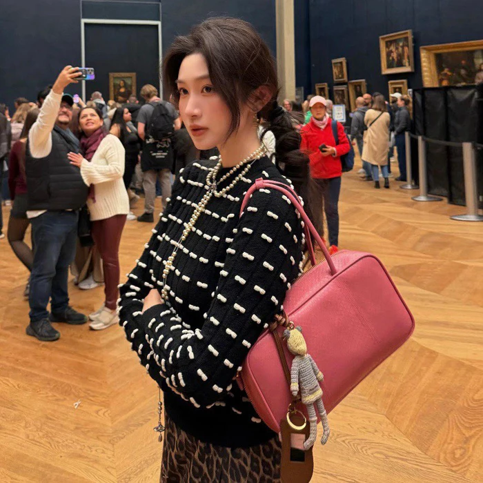 Retro Sle Knitted Wool Sweater with  Knot Design for Women Luxury Floral Patterned Camere Sweater Autumn Winter