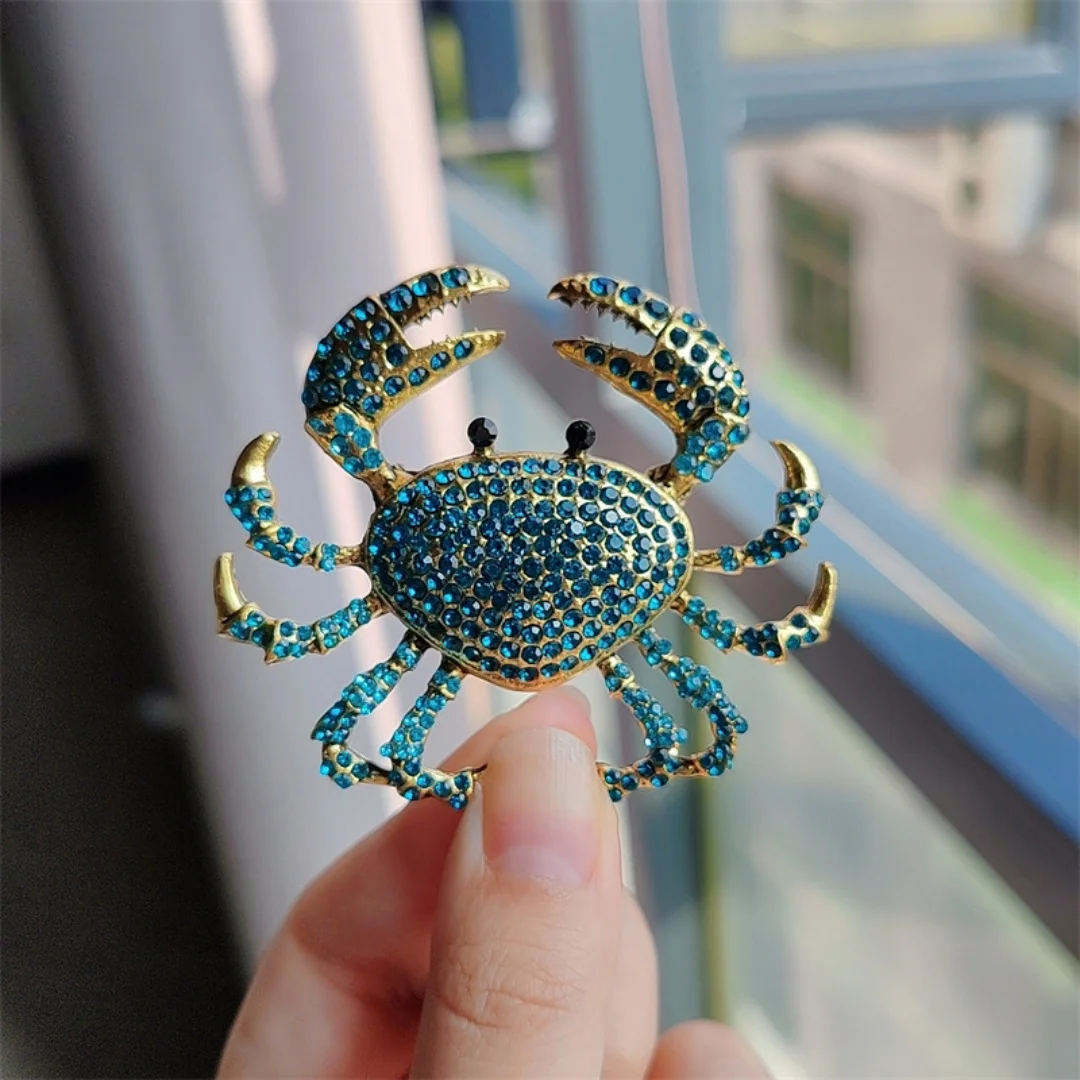 Cross-border European and American light luxury personalized water diamond crab brooch, fashionable full diamond high-end alloy