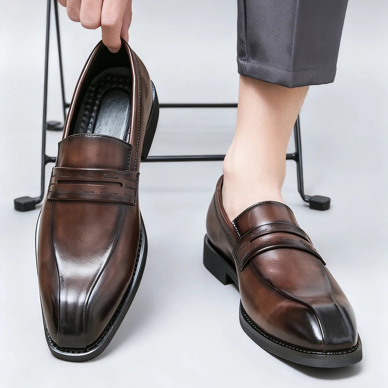 

Мужские деловые кожаные туфли в британском стиле, оксфордские лоферы без шнуровки, дышащие нескользящие деловые туфли, свадебные офисные повседневные туфли