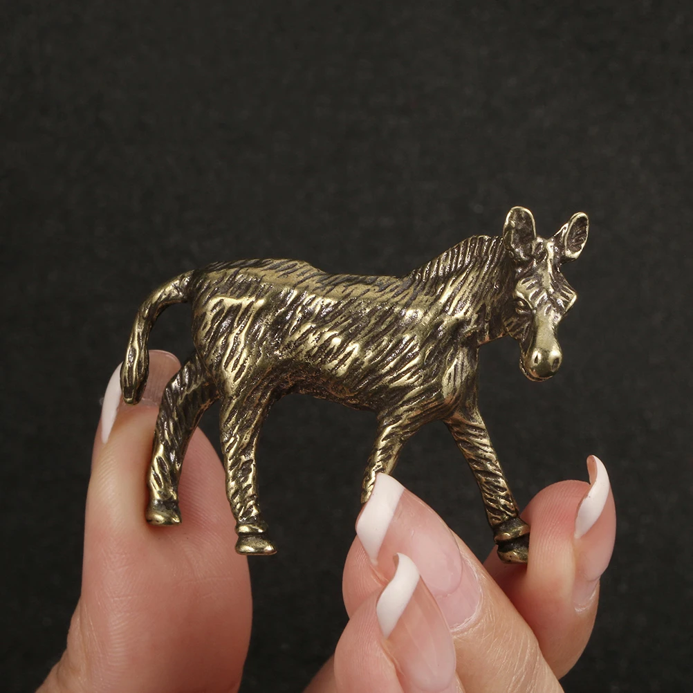 

Brass Donkey Figurine Retro Style Mini Sculpture Home Decor Desk Ornament Toy Model Small Standing Statue Brass Material