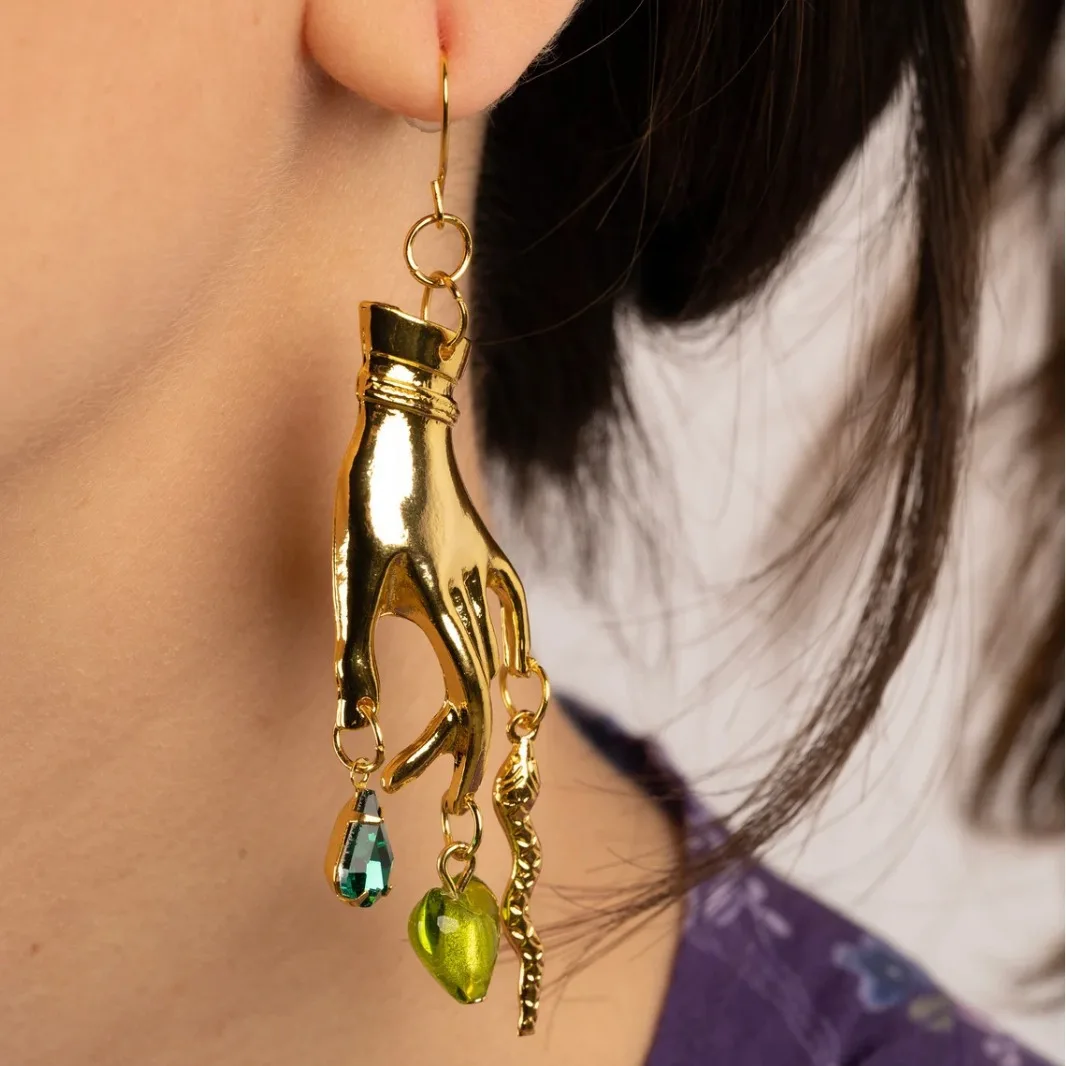 Gold Holy Hand Earrings Fashion Pagan Witch Jewelry Accessories Gift Green Heart Crystal Mystery Snake Pendant Hand Ear Hooks