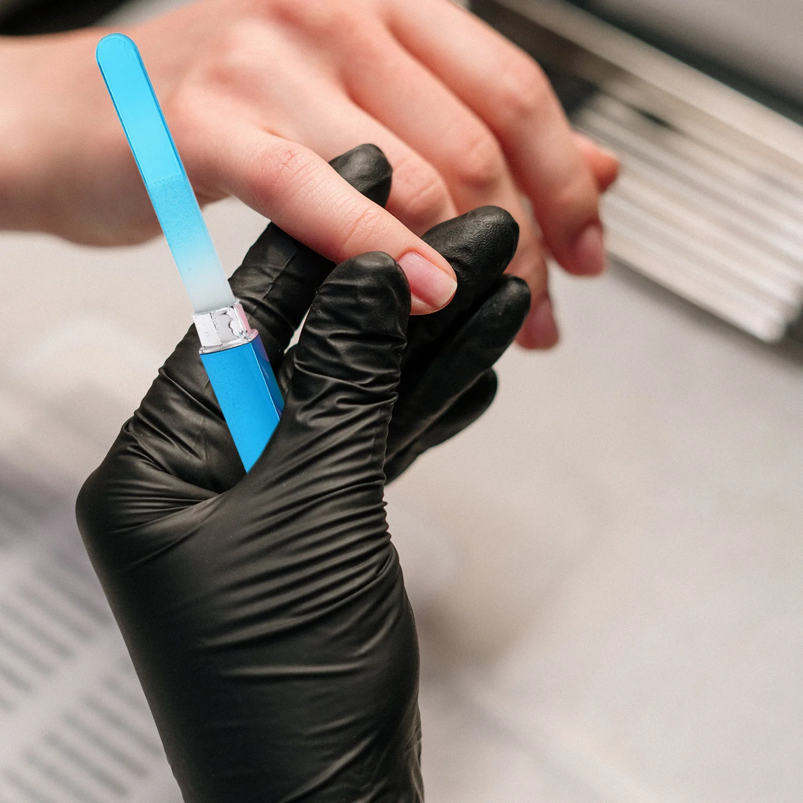 

4Pcs Nail File Box Crystal Glass Nail Files Tempered Double Sided Smooth Filing Surface Manicure Pedicure Buffer Set Lightweight