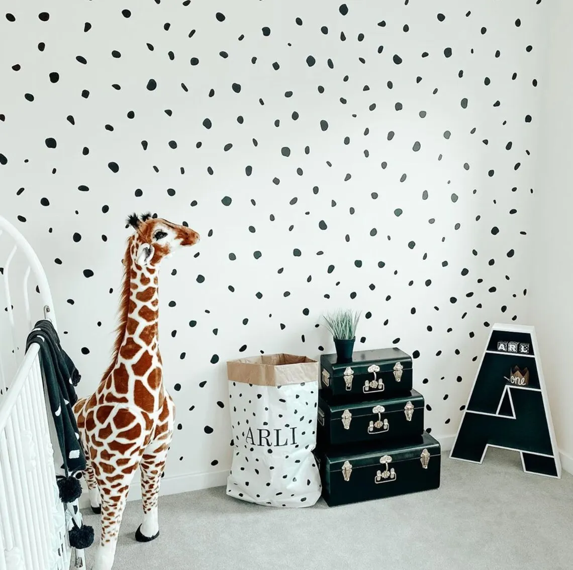 125Pcs Boho Scandinavian Polka Dot Wall Sticker Decal Kids Room Playroom Nordic Dots Star Classroom Bedroom  Home Decor