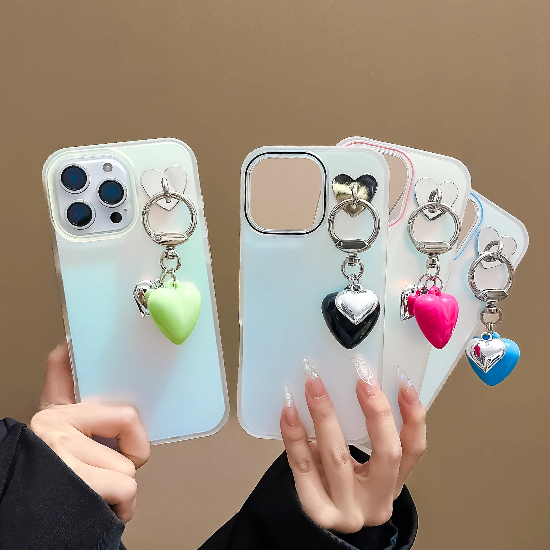 Luxury Frosted Laser Case For iPhone 16 Pro Max Heart Pendant Cover For iPhone 15 Pro 14Pro 13 Hard Shockroof Aurora Phone Case