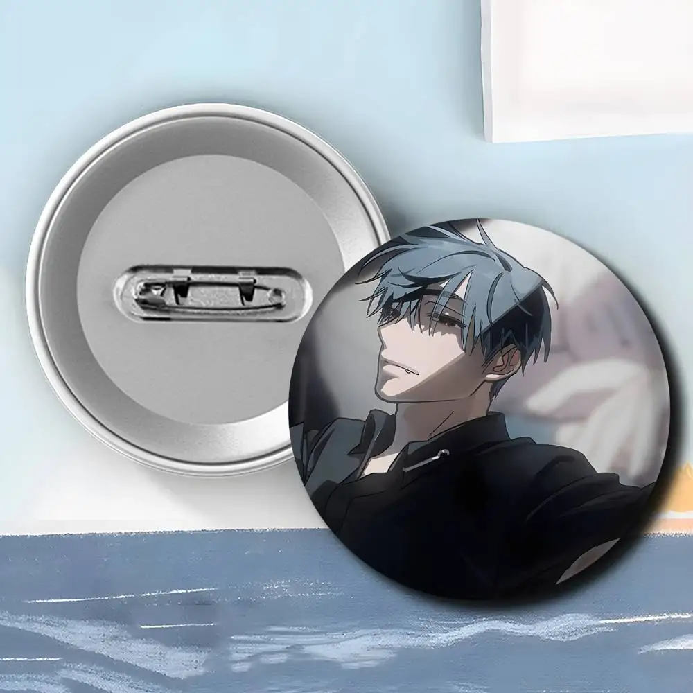 Alien Stage Anime Blechabzeichen 58mm Runde Brosche Ivan Till Mizi Luka Yu Sua Button Pin Rucksack-Deko Fan-Geschenk – Detail 9