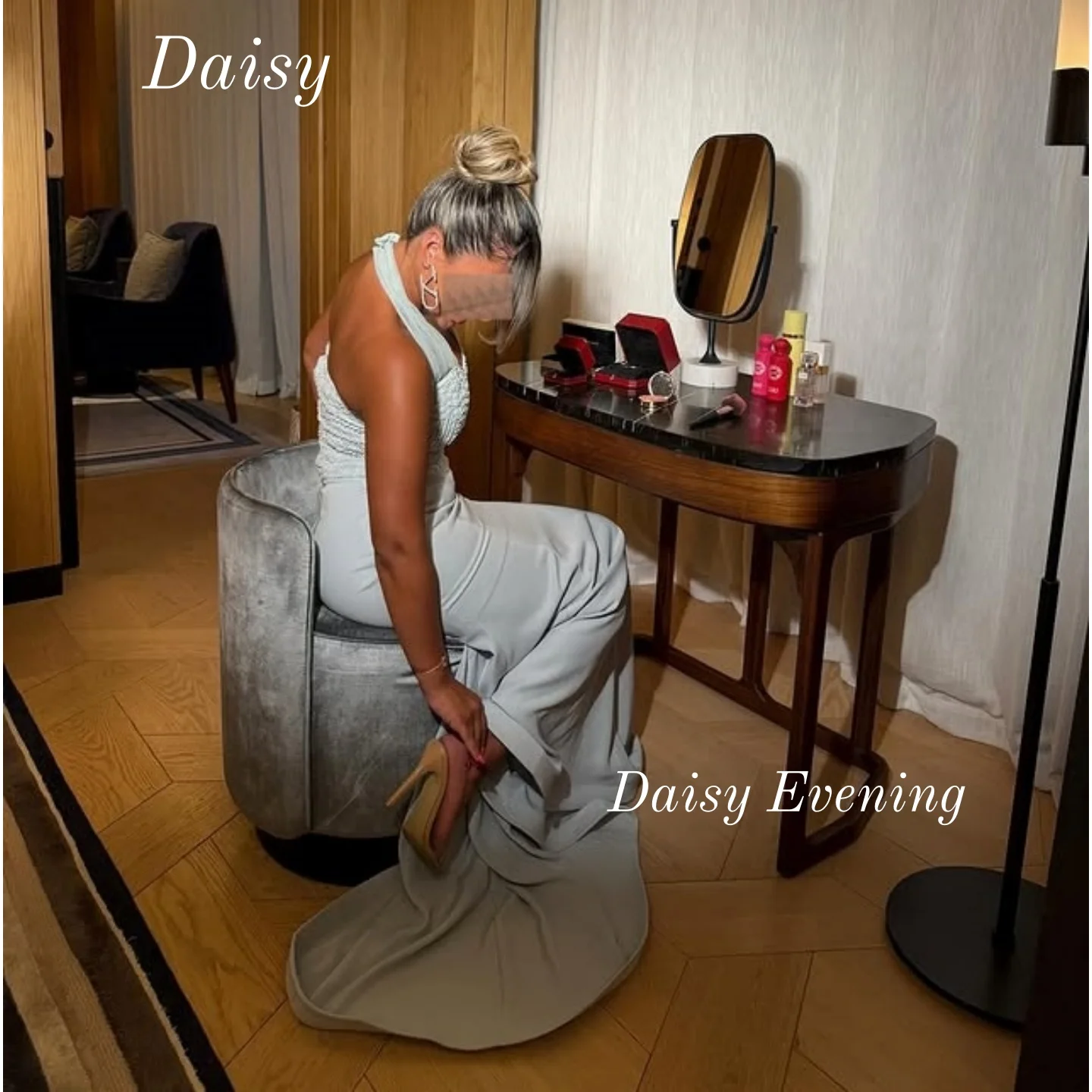 

Blue Halter Sleeveless Prom Dresses Sequins Strapless Evening Dresses Floor Length Wedding Party Dresses Customized 2025