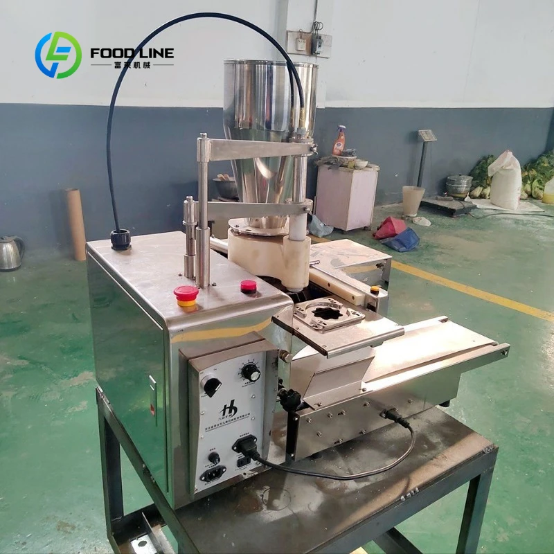 Automatic Dumpling Spring Roll Empanada Filling Table Top Samosa Making Folding Machine
