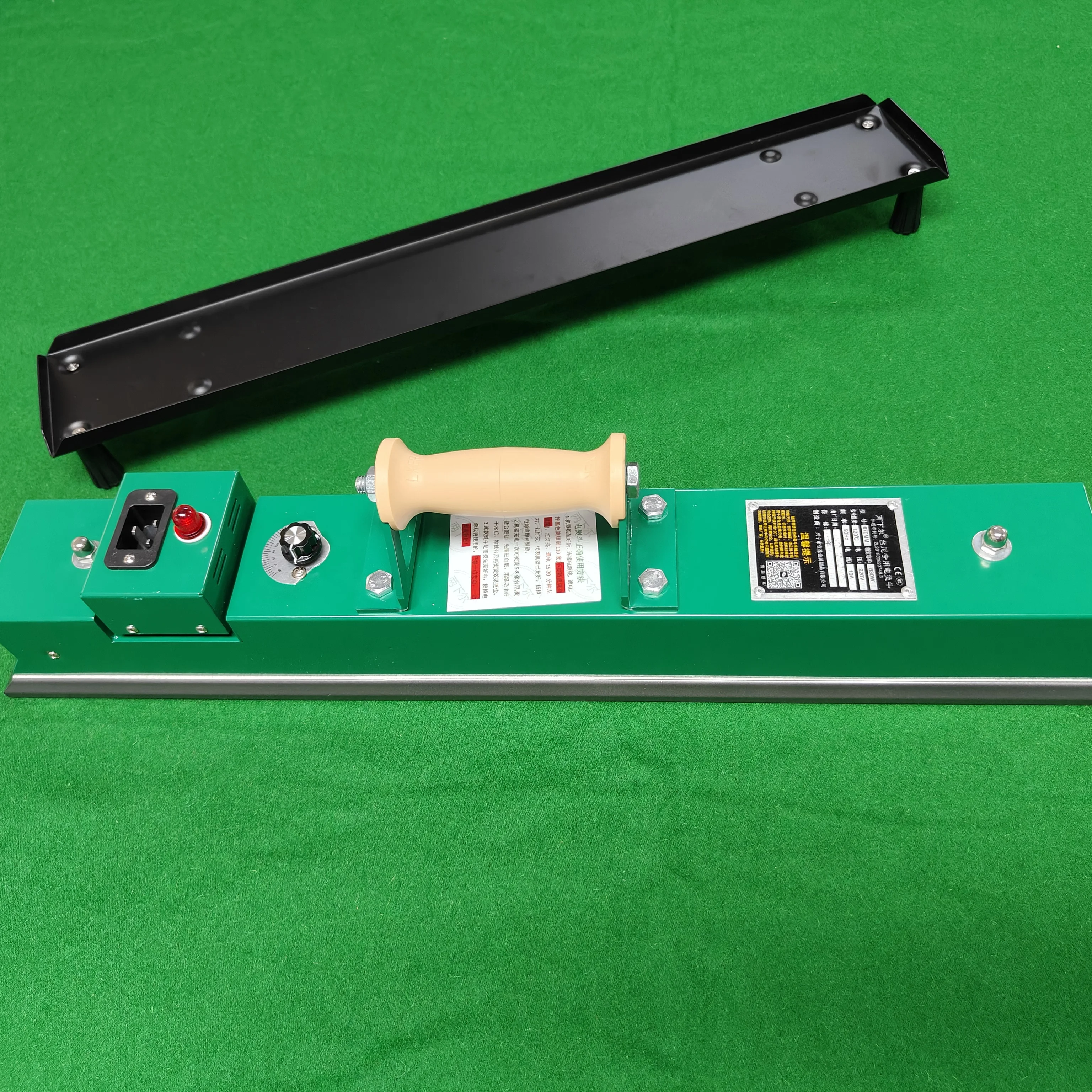 

Superior Quality 670MM Billiard Pool Snooker Table Felt Cloth Iron Heater