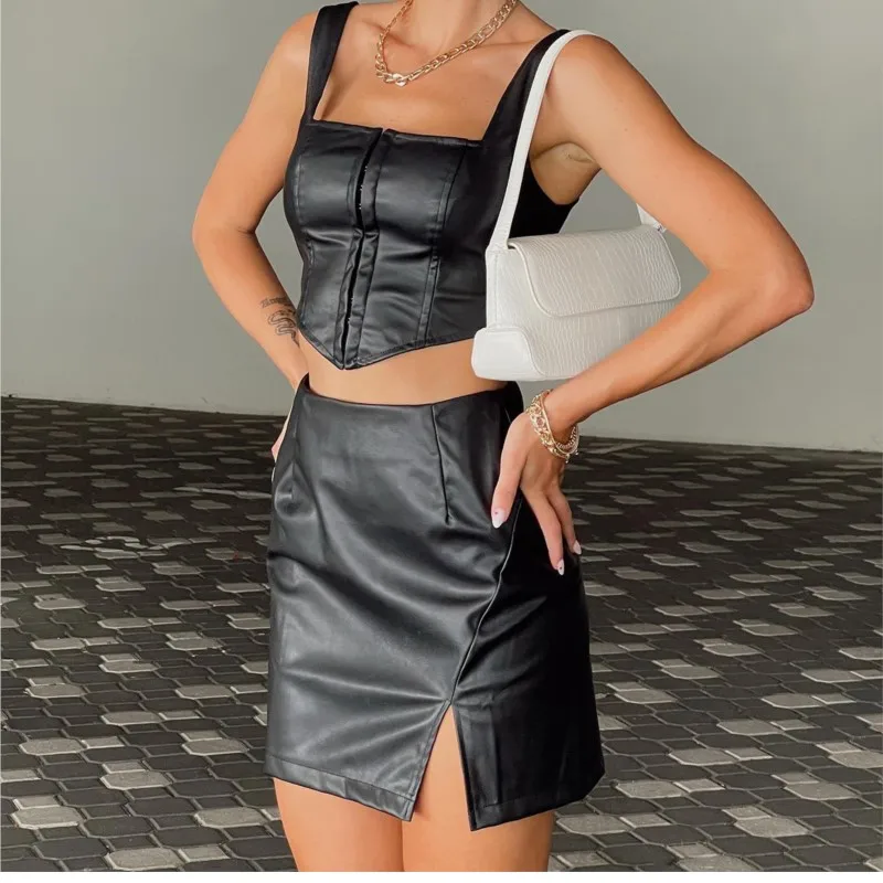 Tight Slit Mini Skirt Leather Short Skirt Solid Color Black Sexy Street Style Versatile Zipper Bag Hip Short Skirt 2024 Autumn