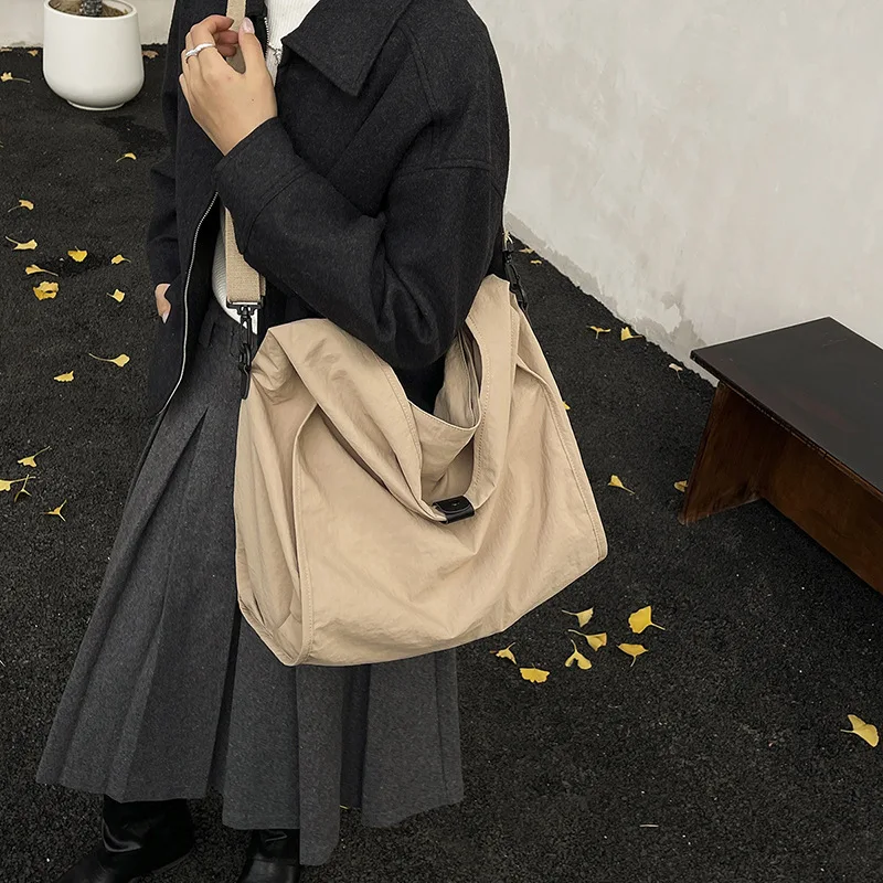 2025, ruime knoedeltas, waterdichte nylon draagtas voor dames, lichtgewicht schouder crossbody, casual dag tot nacht tas, getextureerd