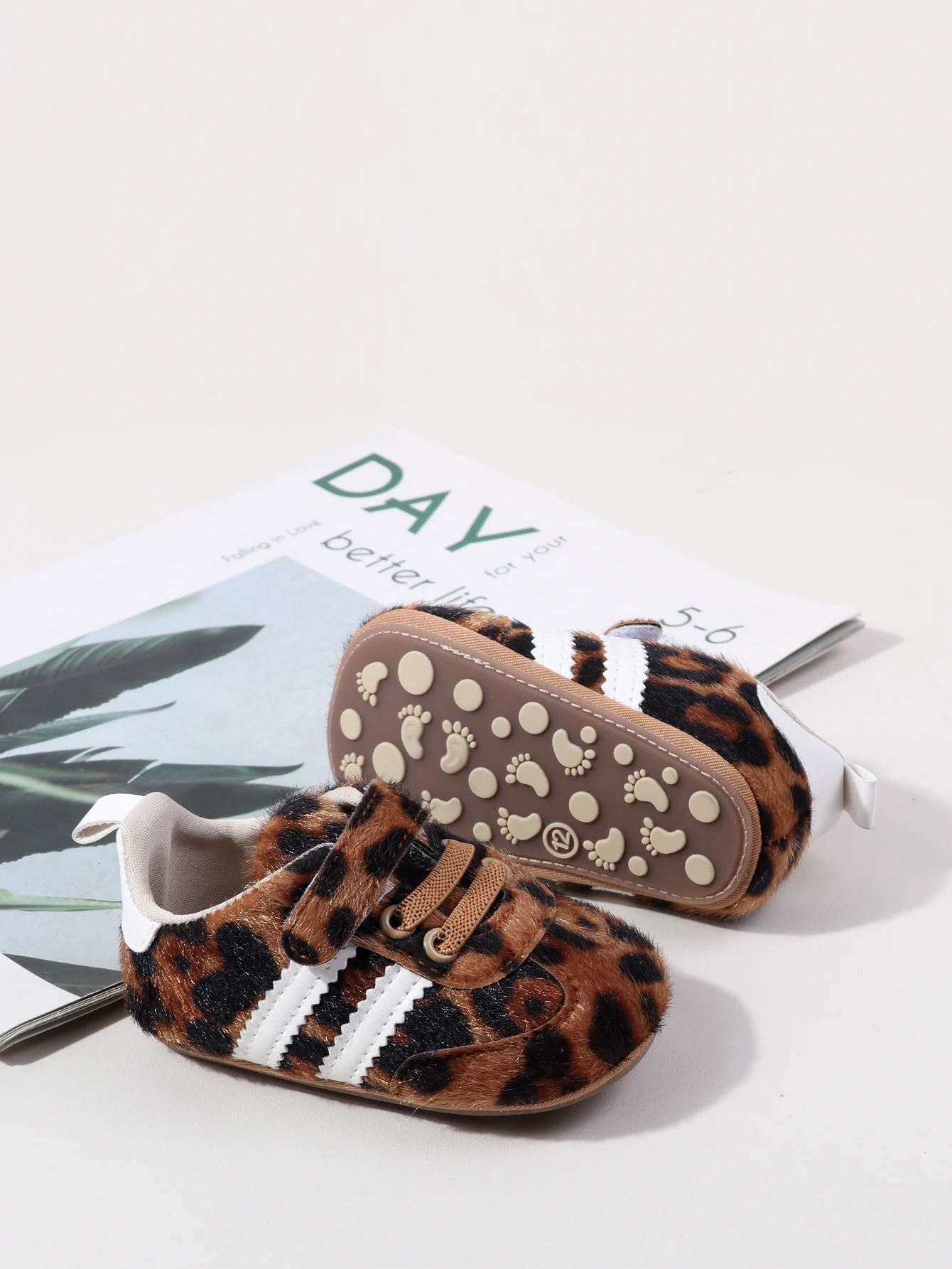 Modische Schuhe mit Leopardenmuster für Babys und Kleinkinder, erste Schritte im Innen- und Außenbereich, für 0-1 Jahre, weiche Sohle – Detail 11