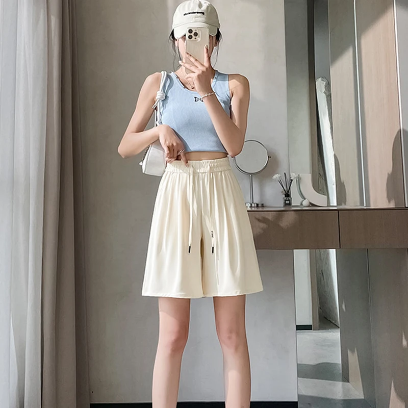 

2024 summer new ice silk thin section loose suit shorts high-waisted drape chiffon wide-legged five-minute pants thin versatile