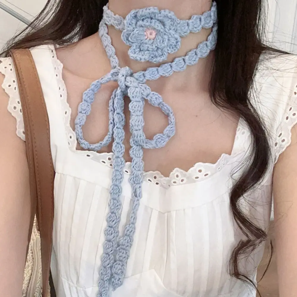 

Вязаный шарф с цветком в корейском стиле, тонкий вязаный крючком шаль с цветком розы, украшение для одевания, элегантные длинные узкие шарфы, пикантная девушка