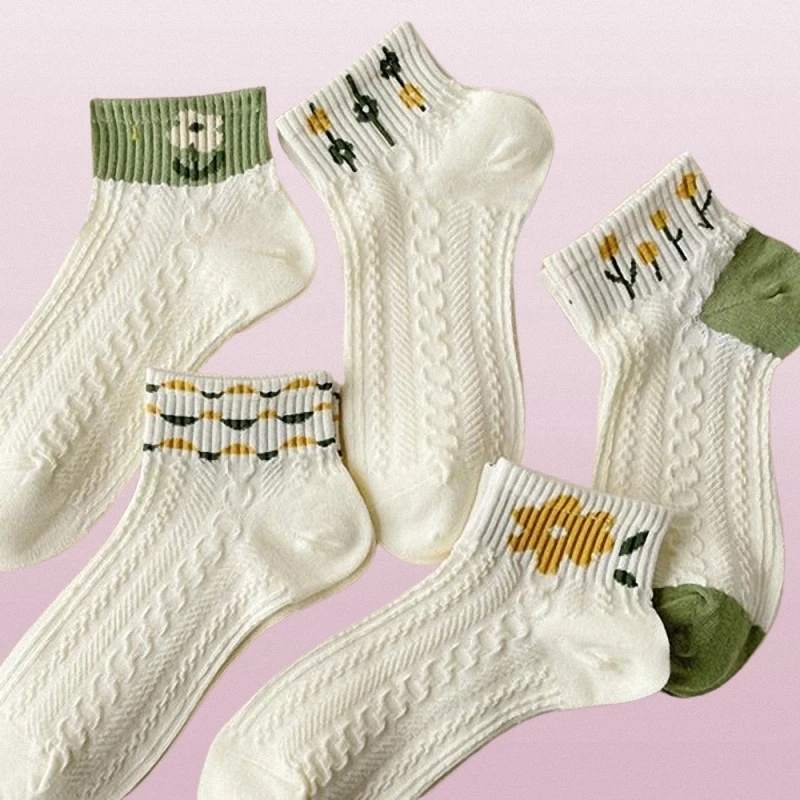 5/10 Paar hochwertige dünne vielseitige Kurzrohr-Sports ocken lässige Boots socken drei dimensionale geprägte grüne Blumen socken