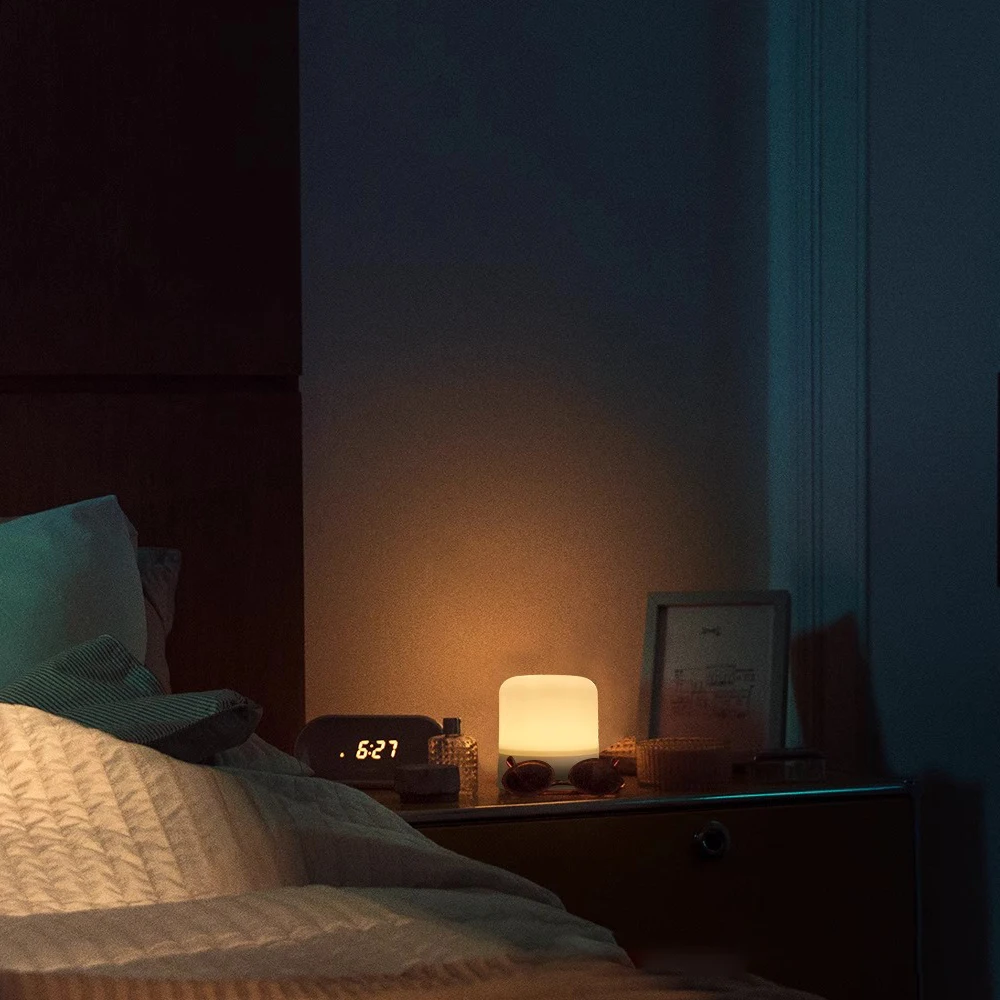 Living Room Touch Night Light Rechargeable Remote Control Night Light RGB Dimmable Table Lamp Ambient Light for Bedroom
