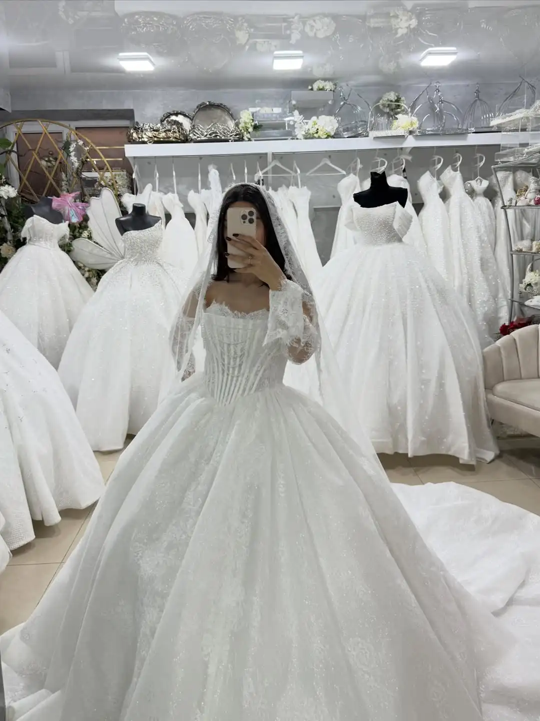 Customized Exquisite Wedding Dress Sweet Collar Long Sleeve Ball Gown Beaded Robe De Mariee Wedding Dress Vestidos De Novia