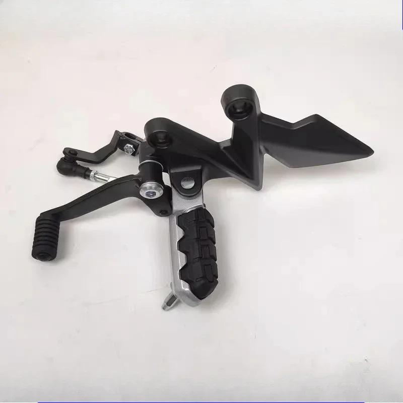 For LONCIN VOGE LX300-6F Footrest 300R Dual Disc Left and Right Main and Auxiliary Footrests LX300GS-B Footrest 300AC