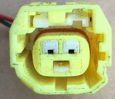 1PCS   Collision sensing sensor plug  USED