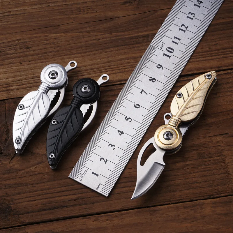 Creative Feathers Folding Knife Outdoor Camping Survival Leaf Knife Self-defense Mini Pocket  EDC MultiTool KeyChain Fruit Knife