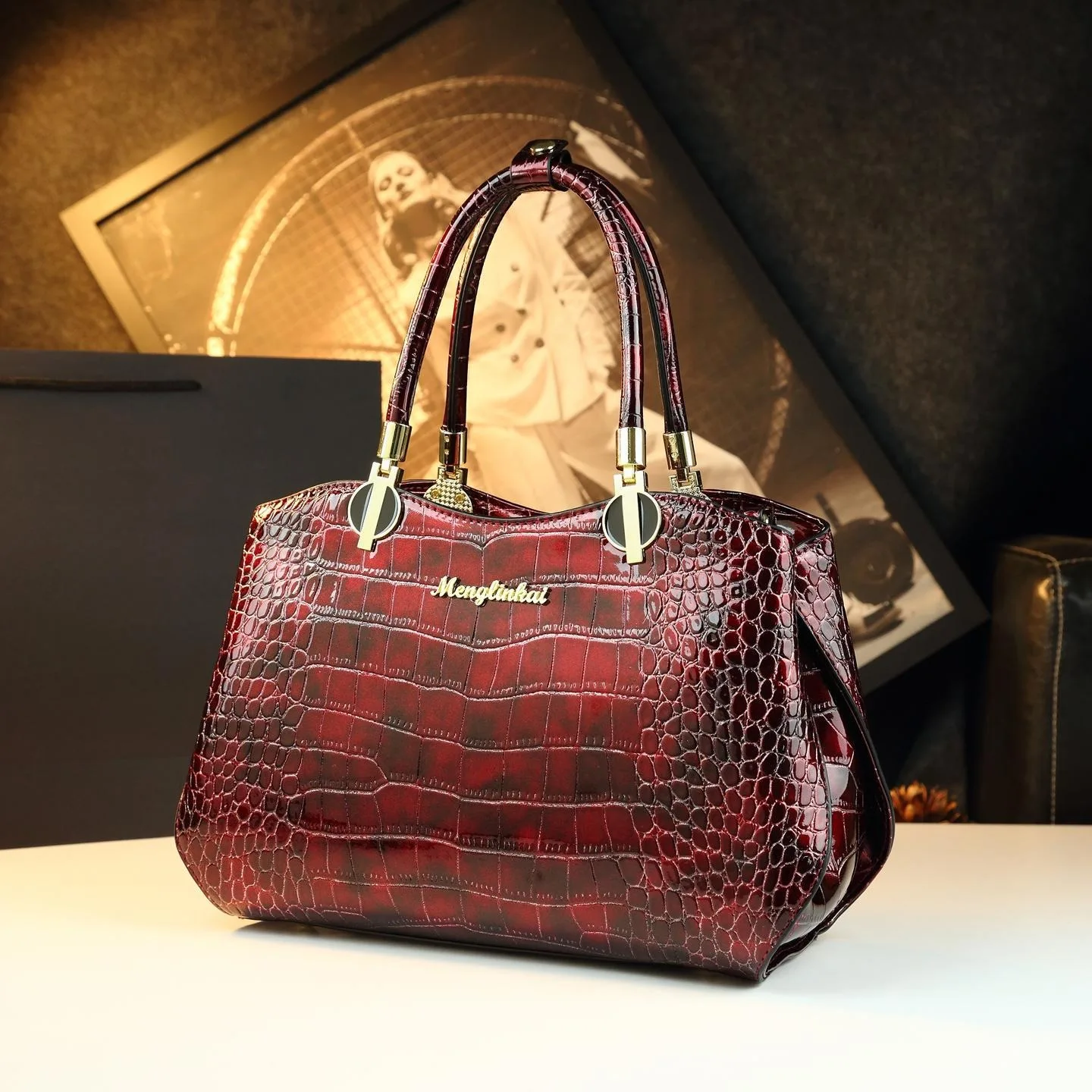 

Crocodile Pattern 2026 Fashion Handbag, Women's Bag, Cross Shoulder, Single Shoulder Bag Trend