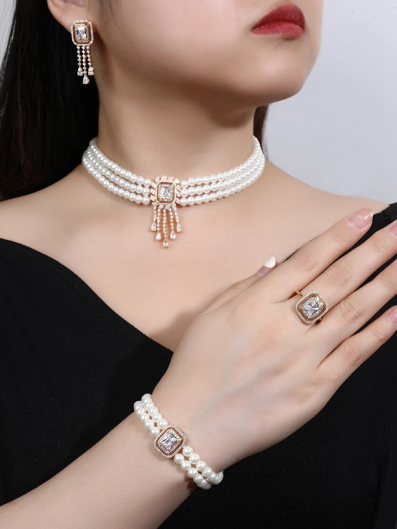 BrideTalk Luxury Multilayer Pearl Choker Necklaces for Women Crystal Zircon Necklaces Weddings Bride Jewelry