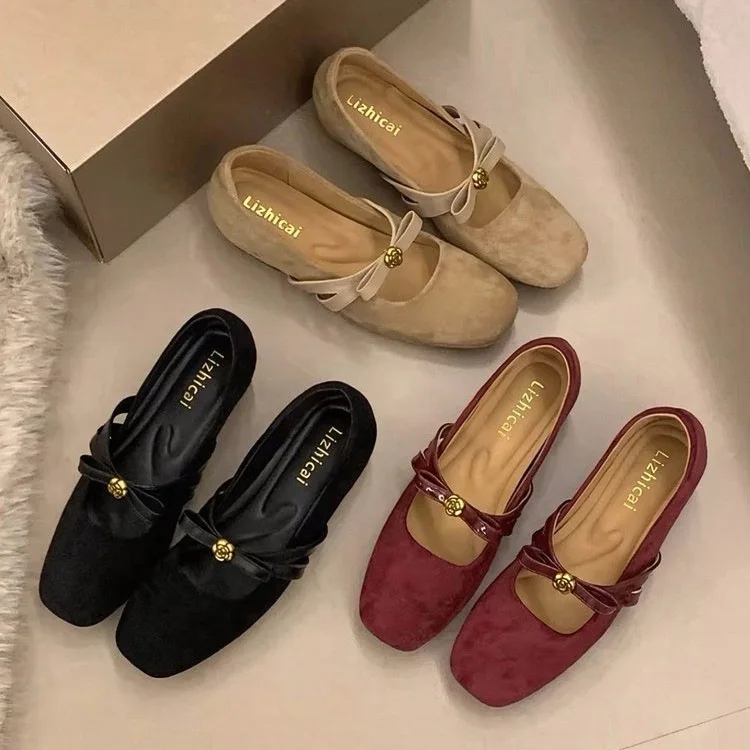 Retro Velvet Mary Jane Shoes Slip-On Women's Spring 2026 New Style French Bean Bean Shoes Heightening Inner Design for Skirts