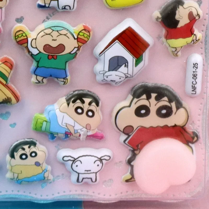 Adesivo Decompressione 3D Crayon Shin Chan 2026, Decorazione per Cover Telefono, Giocattolo per Bambini