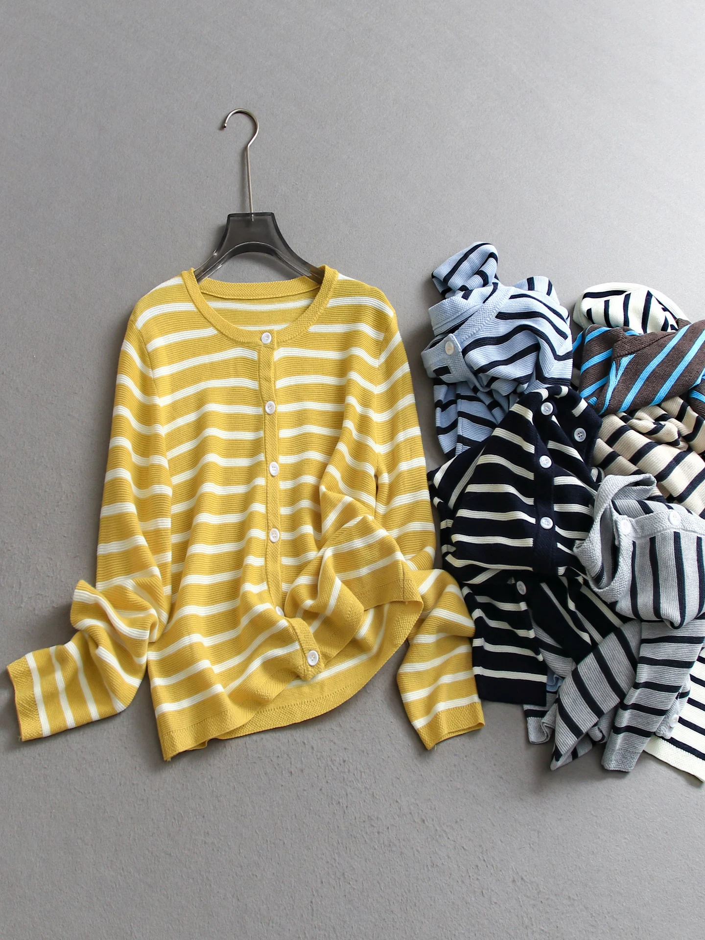 

Мягкий, приятный для кожи круглый женский вязаный кардиган Ne Long Sve, универсальная полосатая цветная блузка, верхняя одежда, осеннее новое поступление