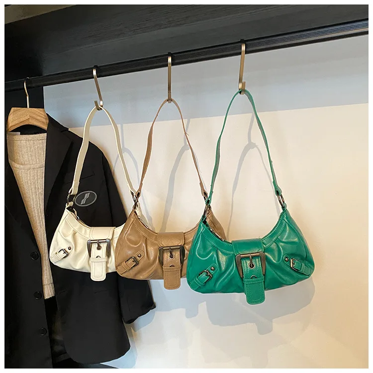 

2024 winter new cool sweet Spice Girl locomotive armpit bag niche design stylish simple fashionable shoulder crescent bag