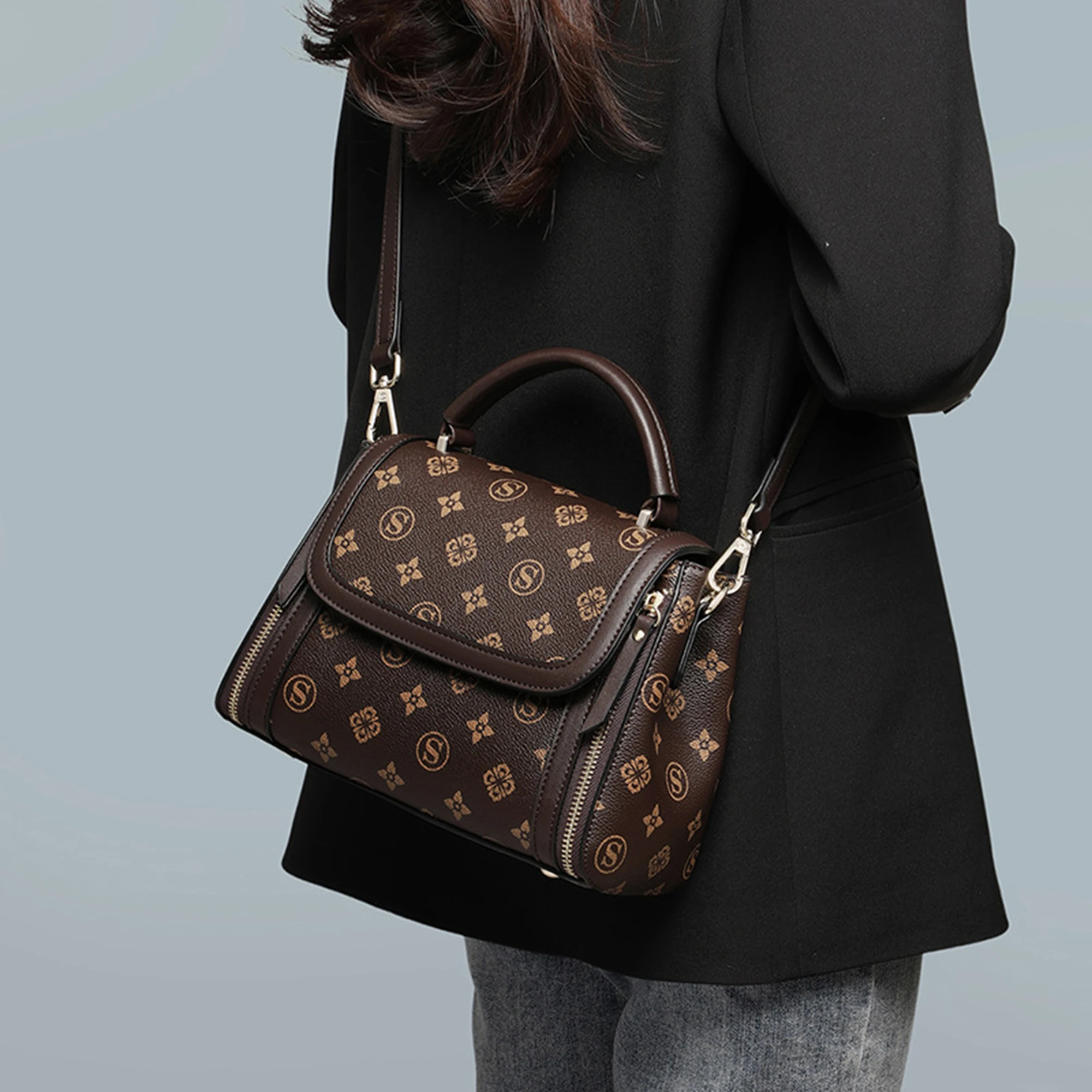 CKKUI Fashion Women's Crossbody Bag Retro Classic High Quality Leather Luxury Handbags and Purses 2026 Commuter Messenger Bag