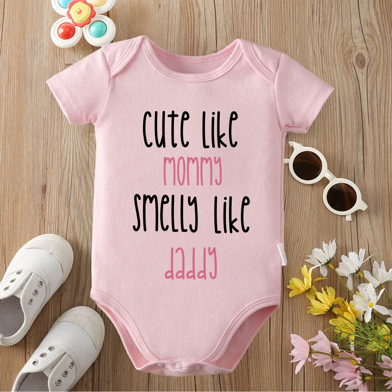 

We Are Happy Family Exquisite Print Pure Cotton Onesie Cloths Comfortable Bodysuit for Baby Jumpsuit for 0 To 12 Months Newborn