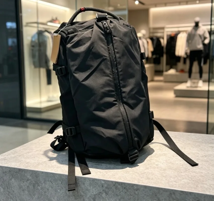 30L Backpack Men Women Waterproof Large Capacity Travel Outdoor Sports Lightweight Hiking Camping Bag