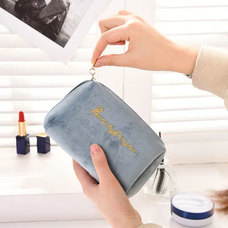 Women Velvet Zipper Cosmetic Bag Beauty Makeup Bags Travel Female Girl Brush Lipstic Storage Toiletry Kit Pouch Make Up Bags