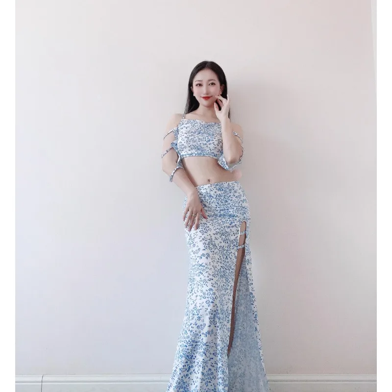 맞춤형 밸리 댄스 의상 오리엔탈 댄스웨어 멋진 작은 꽃 연습 옷 그룹 옷 초보자 피쉬 테일 스커트