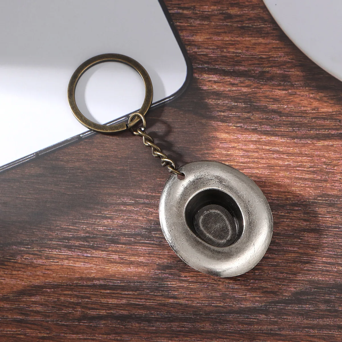 Fashion Classic Metal Cowboy Hat Key Chain Cap Pendant DIY Necklace Women Bag Keychain Man Car Keyring Boy Party Gift