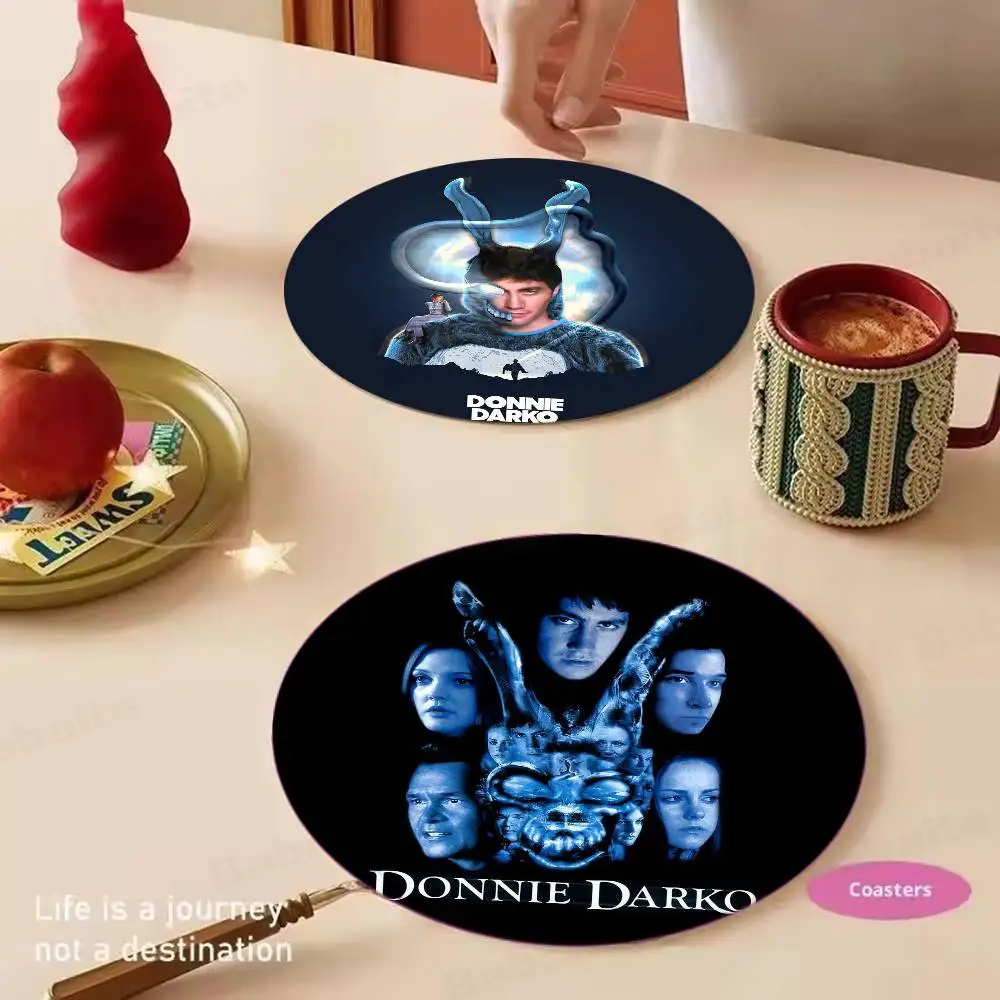 Movie Donnie Darko Themed Wooden Coaster Creative Heat-Resistant Non-Slip Table Mat, Suitable for Protecting Desktop