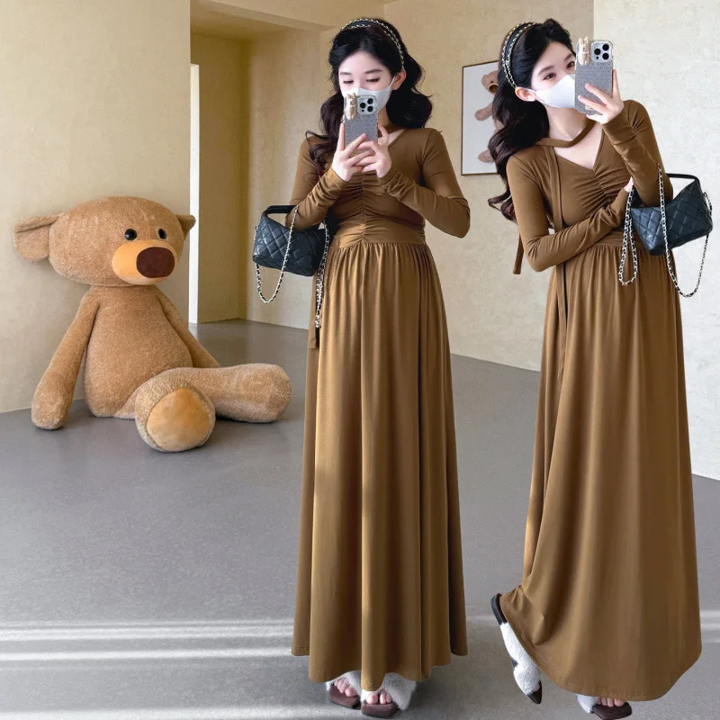 Maternity Dress Spring Autumn 2026 French style Elegant Temperament Long Sleeve V Neck Ruched Maxi Dress For Pregnant Women