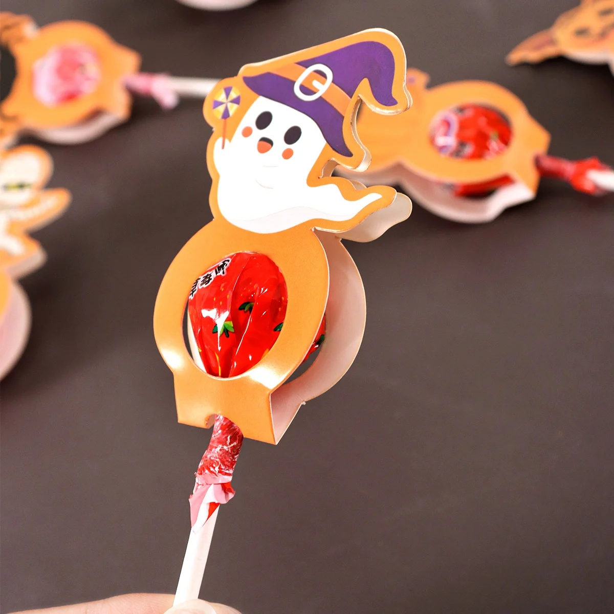 24 Stück Halloween-Lollipop-Papierhalter, niedliches, gruseliges Totenkopf-Design, Halloween-Lollipop-Dekorationskarten für fröhliche Halloween-Dekorationen – Detail 3