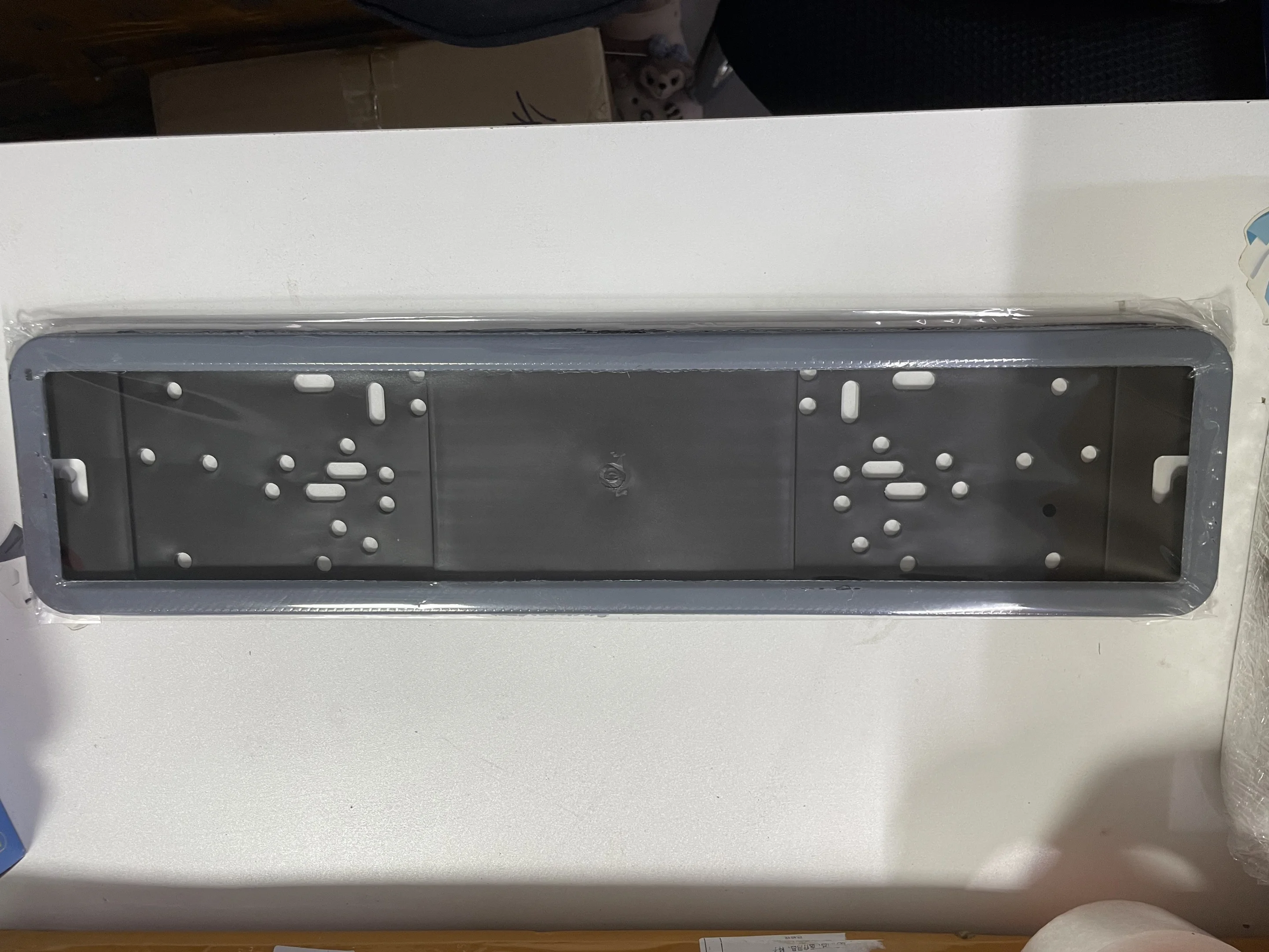 

Good European License Plate Frame Front And Rear License Plate Frame Stainless Steel Carbon Fiber License Plate Frame Universal