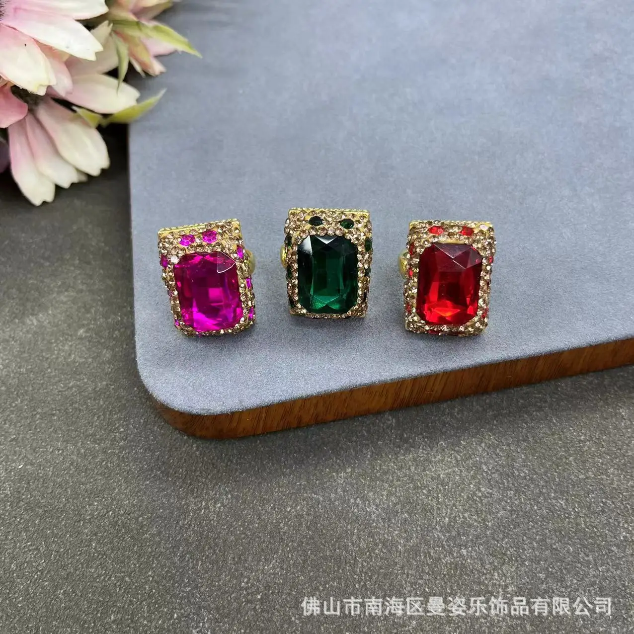 DIY accessories New product imitation crystal ring fashionable personality colorful live ring European and American cross-border