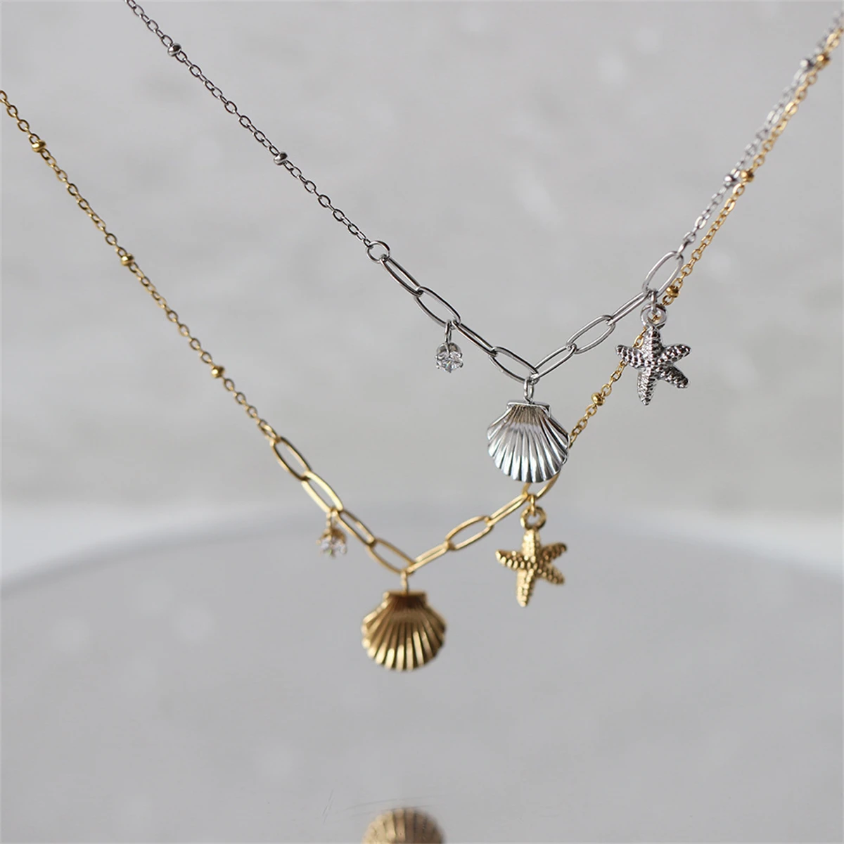 Ocean style antique seashell necklace, starfish pearl necklace, plated with 18K gold for color preservation vacation style