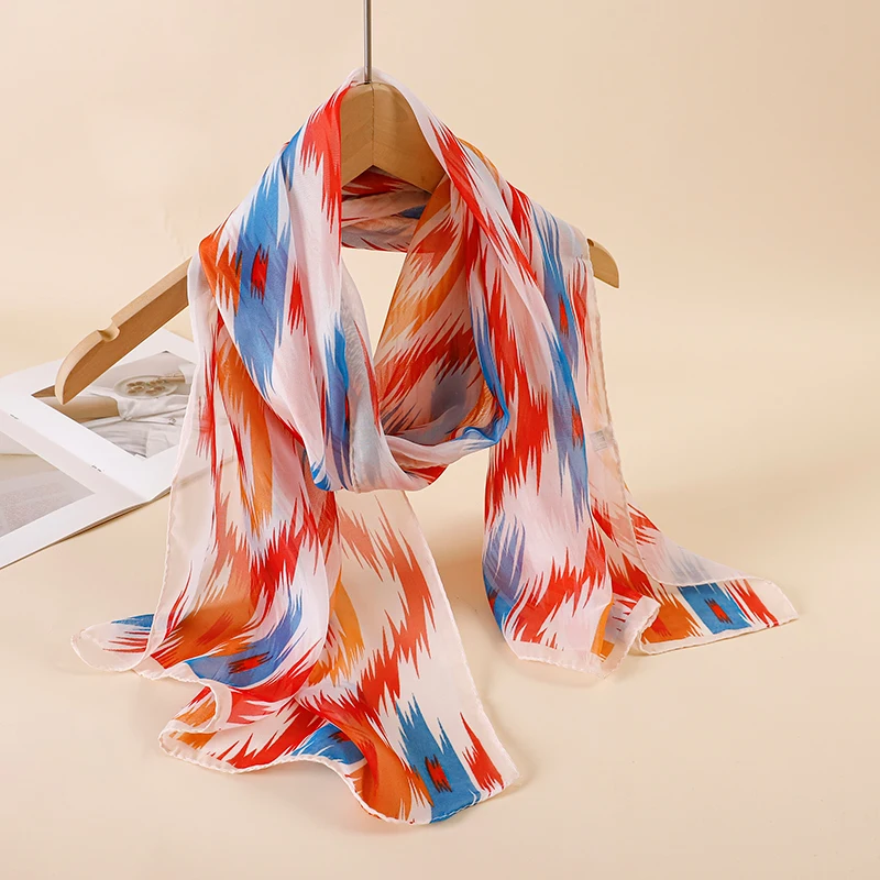 

45*155 см дизайн с принтом женский шелковый маленький шарф шаль элегантный платок удобная повязка хиджабы шифоновые мусульманские шарфы