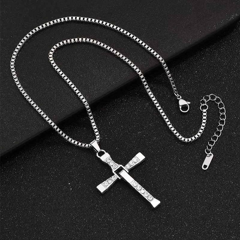 Dominic Toretto The Fast and The Furious Celebrity Vin Diesel Item Crystal Jesus Men Cross Pendant Necklace Gift Jewelry