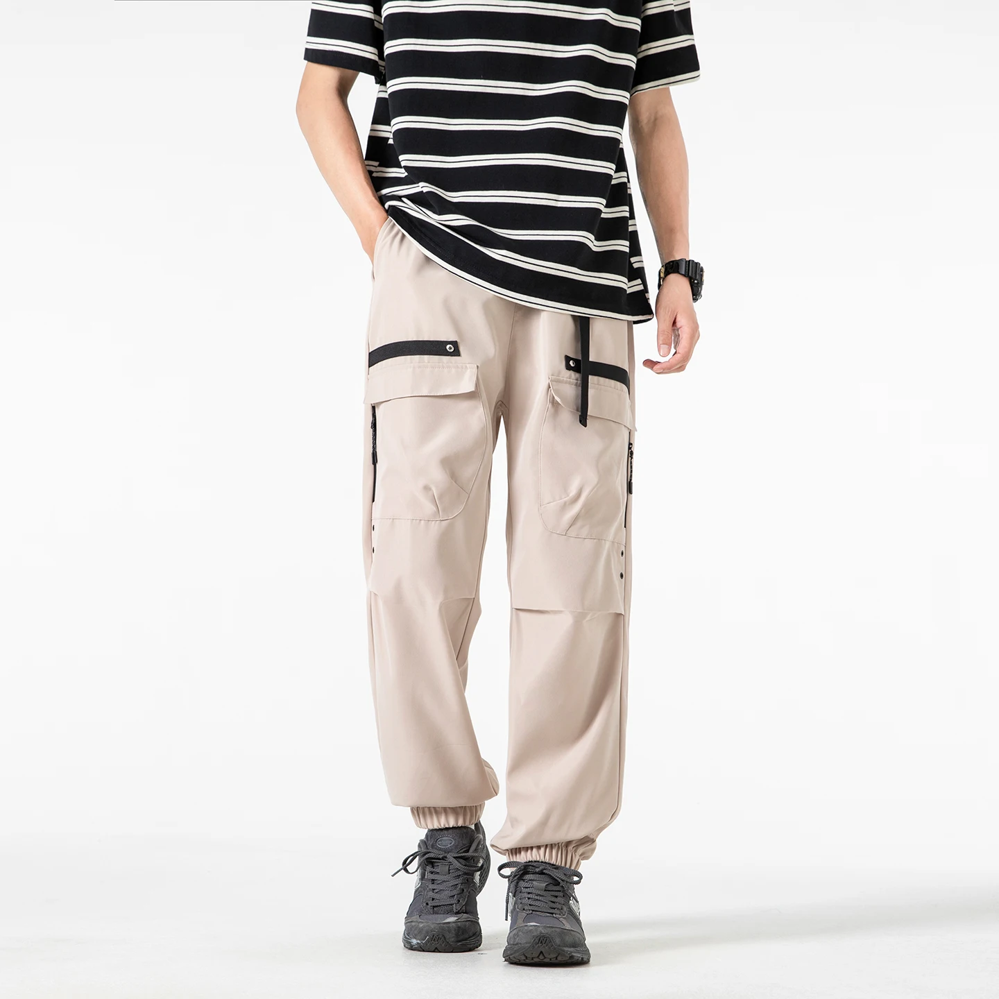 

2025 Spring Autumn Casual Loose Straight Leg Men's Cargo Pants Trendy Polyester Fiber Youth Daily Wear Cargo Pants Solid Color