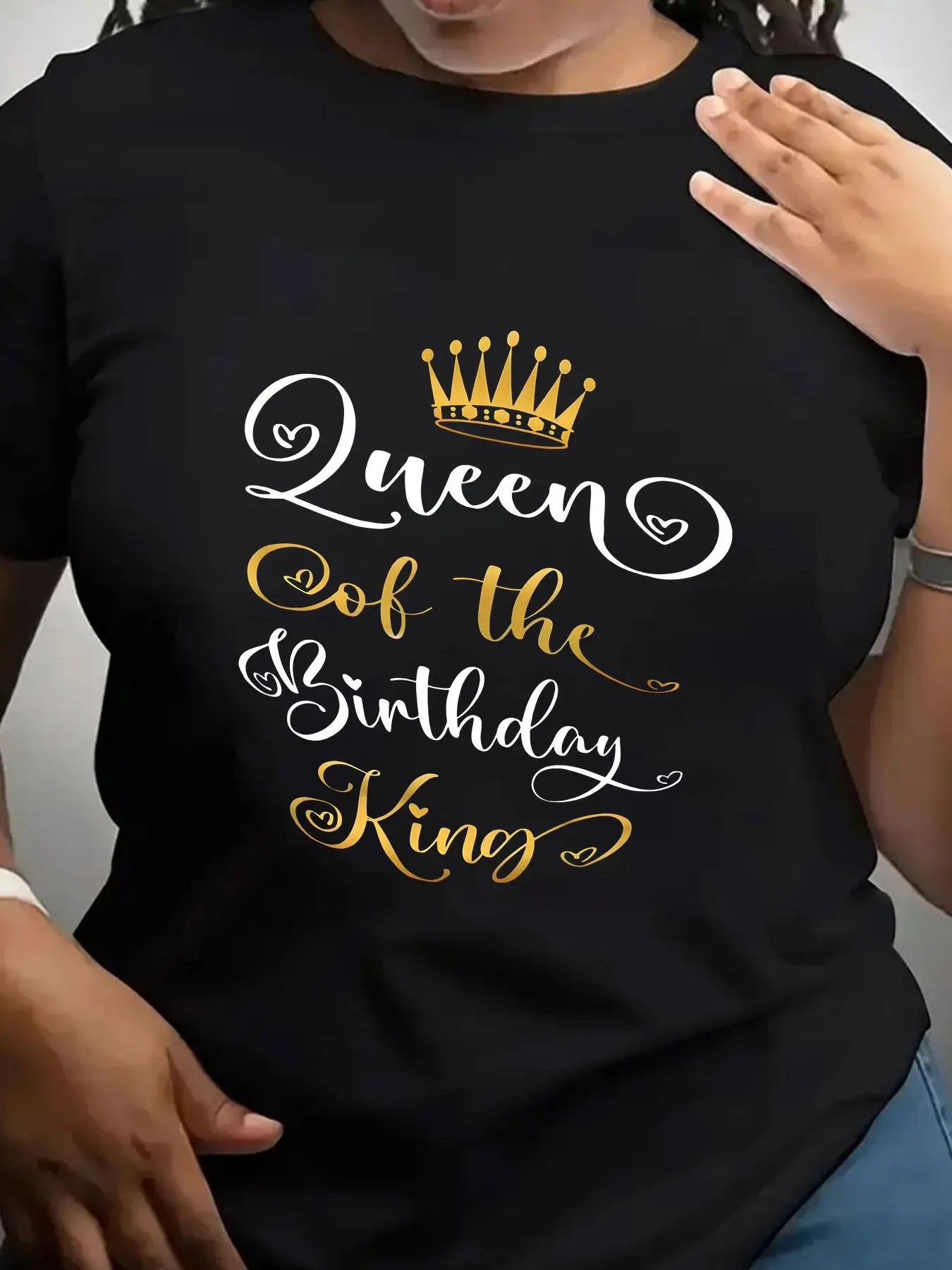 Women's Trendy Crew Neck T-Shirt Queen of the Birthday King Suitable for Casual Sportswear