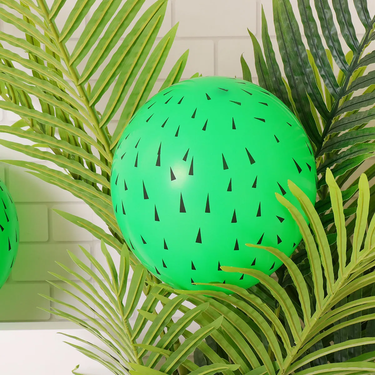 

20pcs Cactus Balloon Party Kit Hawaii Favors Tropical Theme Birthday Garden Latex Balloons Stylish Design Festive Decoration