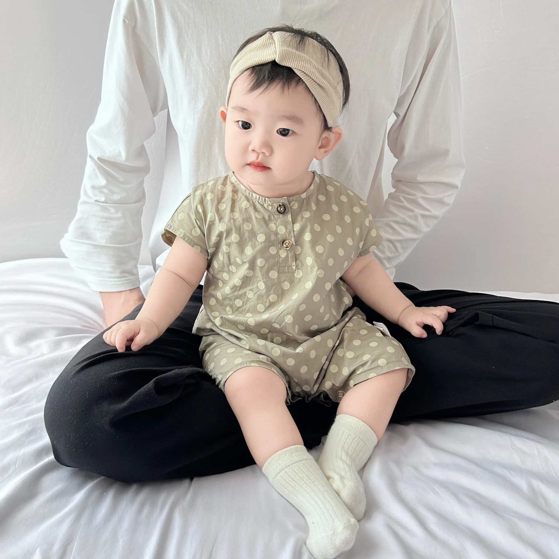 

Baby Clothing 2024 Korean Style Summer Cotton Thin Polka Dot Casual Baby Onesie Loose Short Sleeve Comfortable Casual Romper